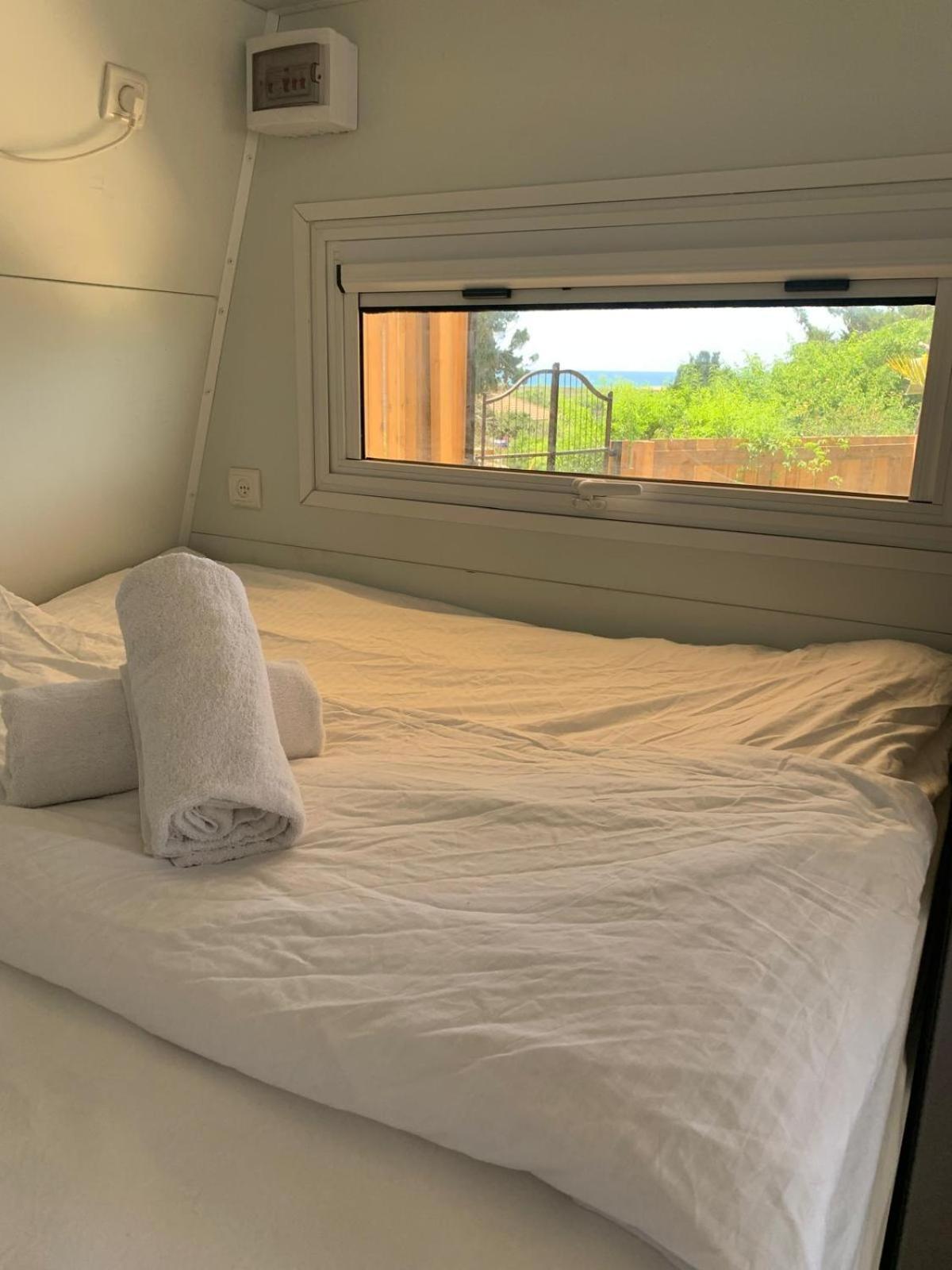 Holiday home קרוואן מול הים HaBonim