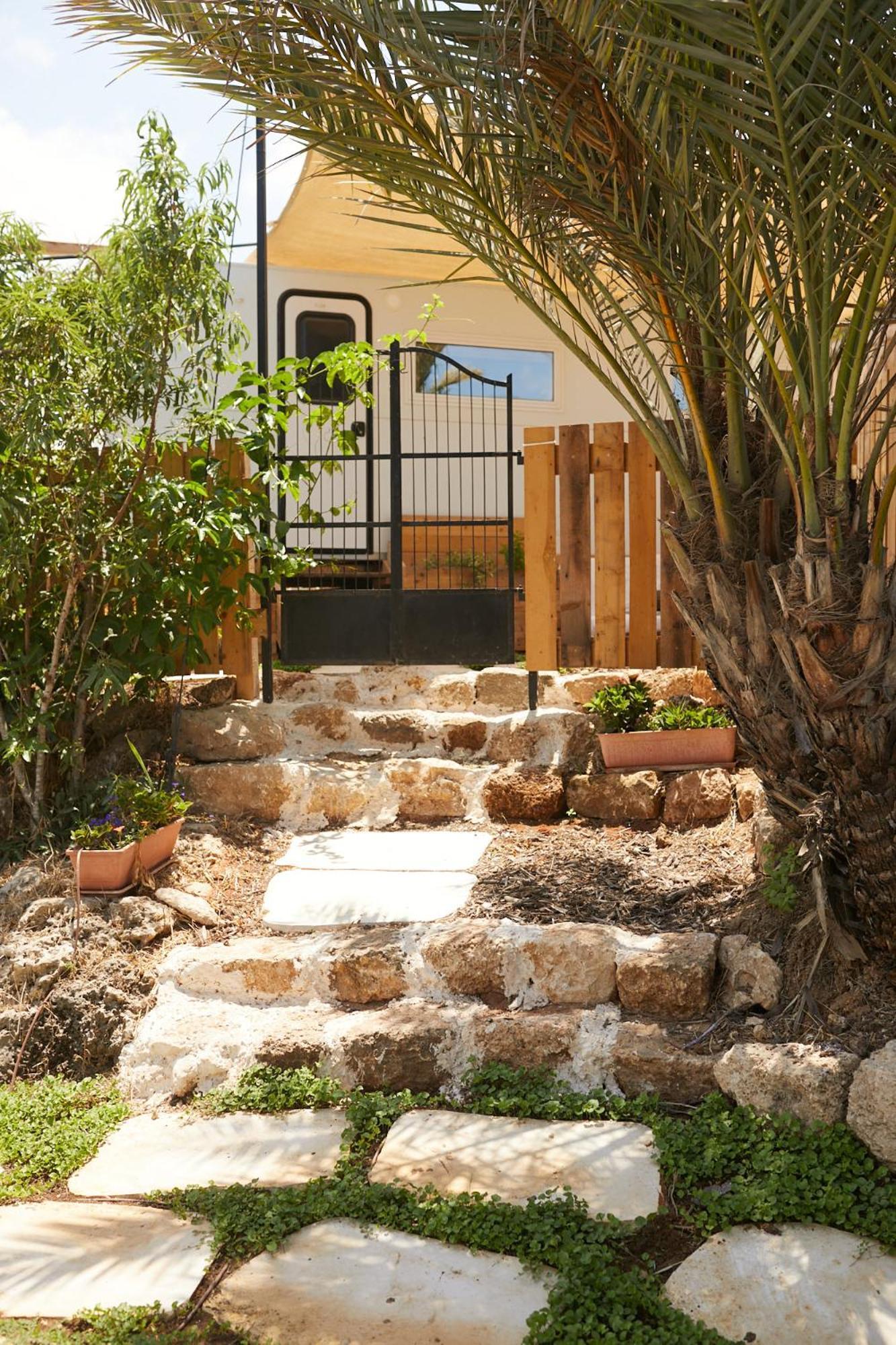 Holiday home קרוואן מול הים