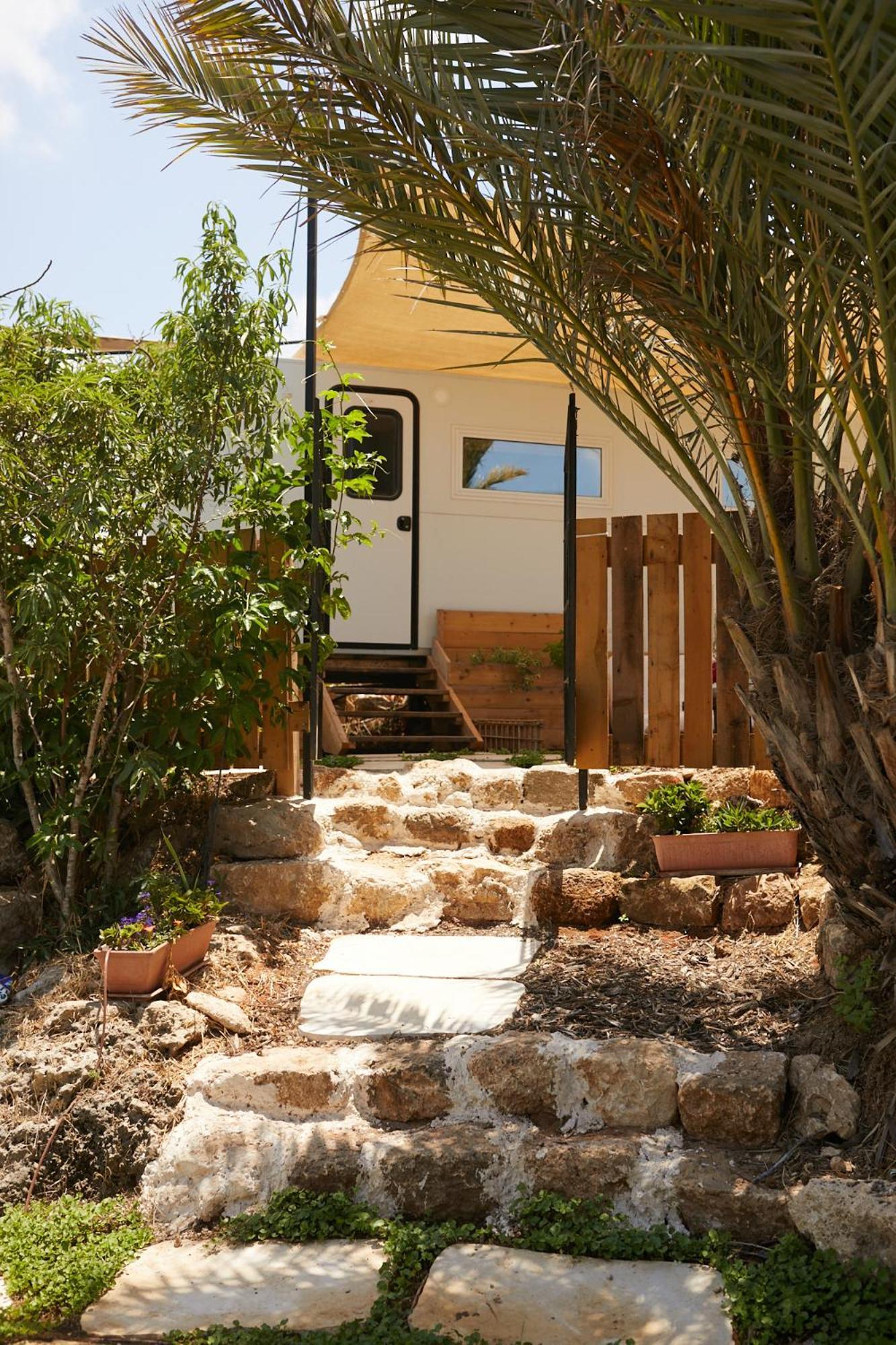 Holiday home קרוואן מול הים HaBonim